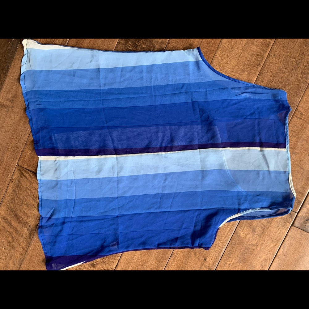 Blue striped top - Picture 3 of 6